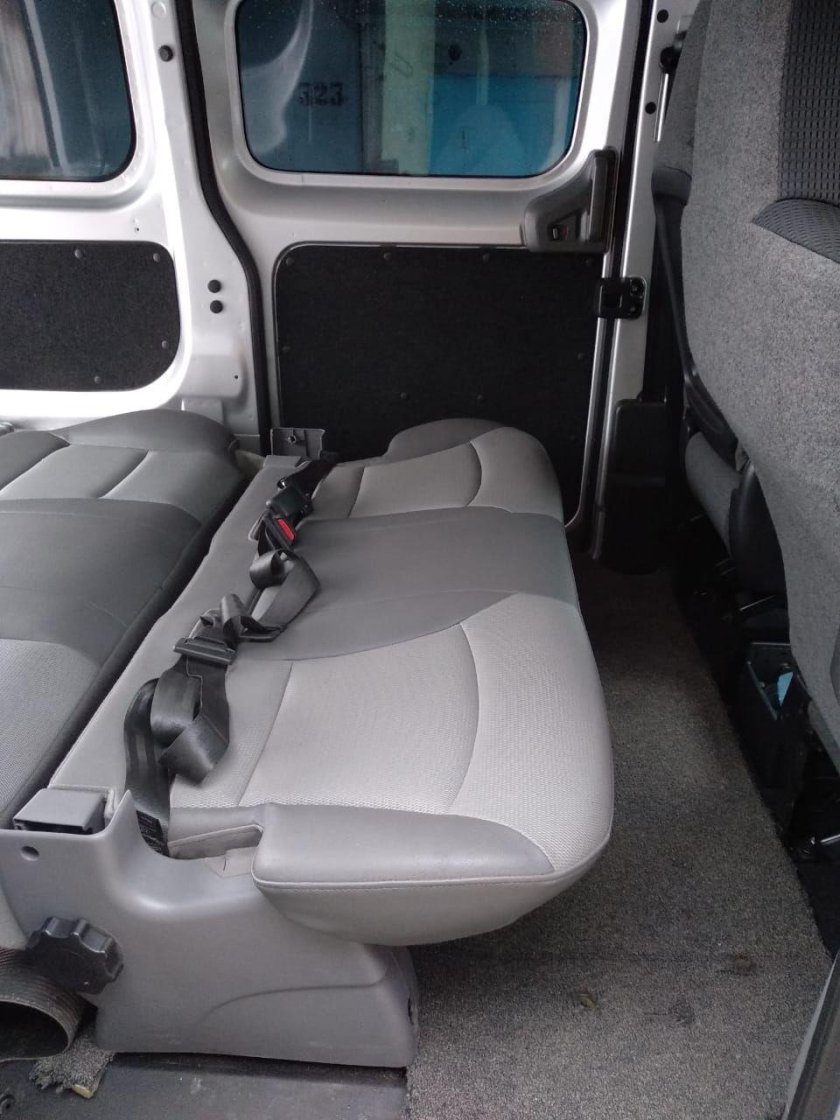 Ниссан нв 200 с аппарелью