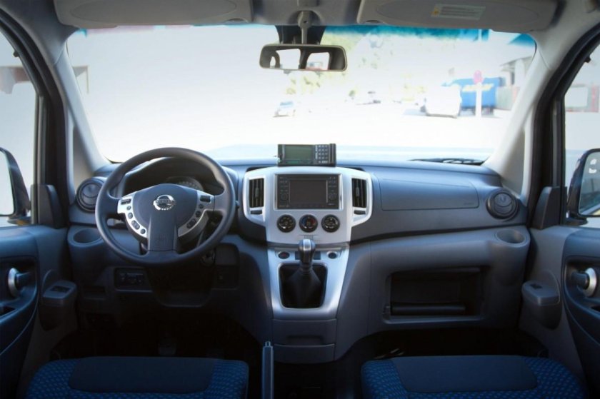 Торпедо Nissan nv200