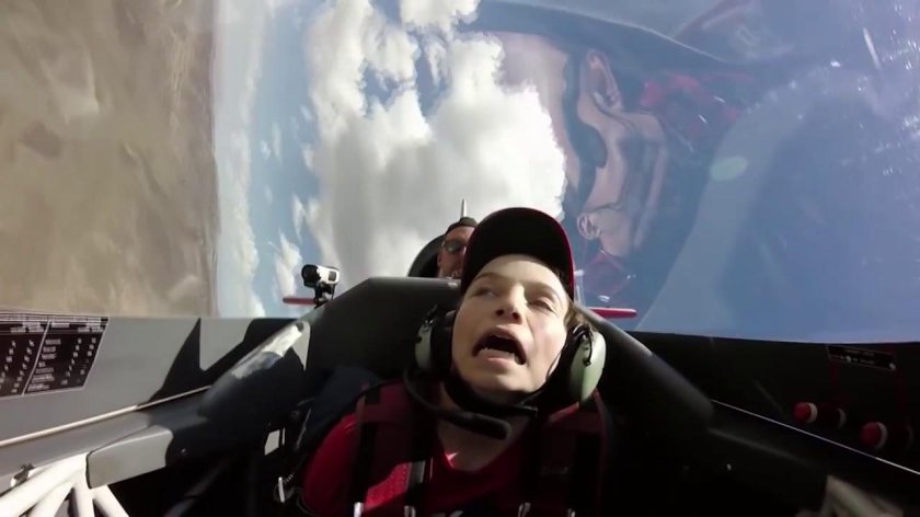 Перегрузка пилота