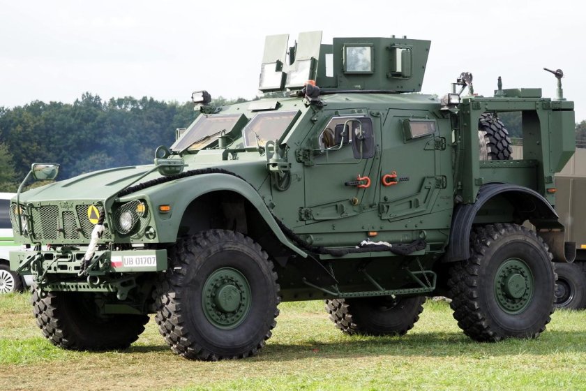 Ошкош бронеавтомобиль