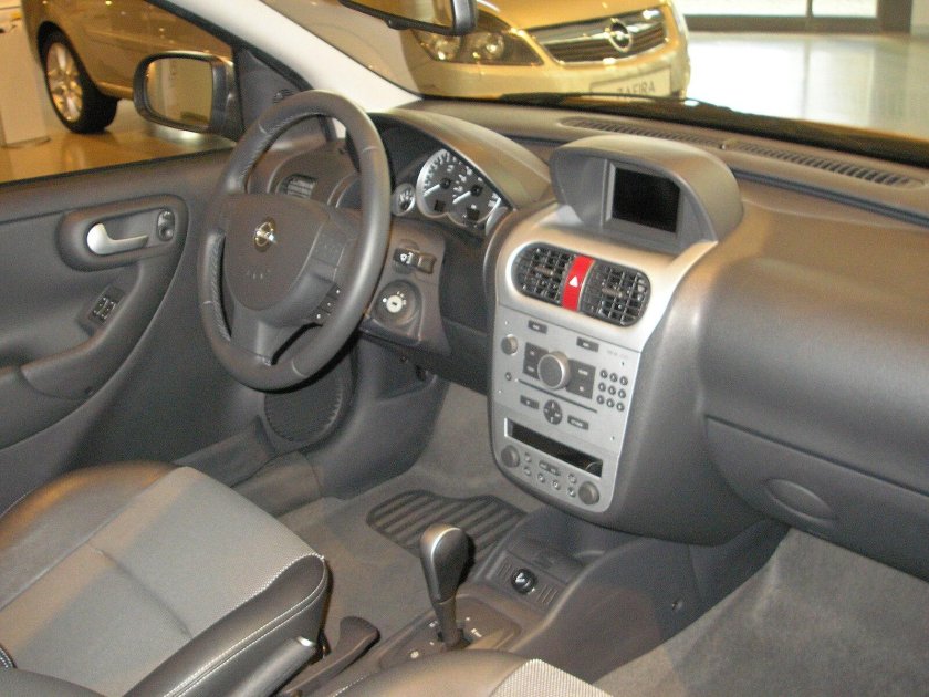 Opel Corsa c 2005 салон