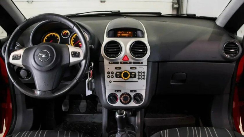 Opel Corsa d 2007 салон