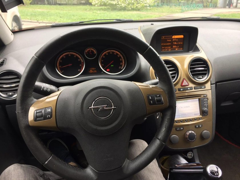 Opel Corsa 2007 1.2 салон