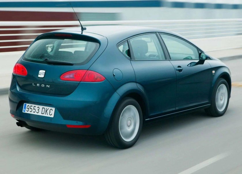 Сеат Леон хэтчбек