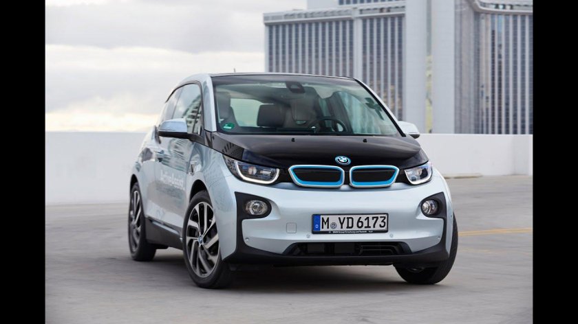 БМВ i3 2016