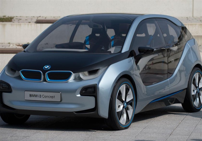 Электромобиль BMW i3