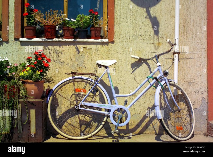 Велосипед у дома