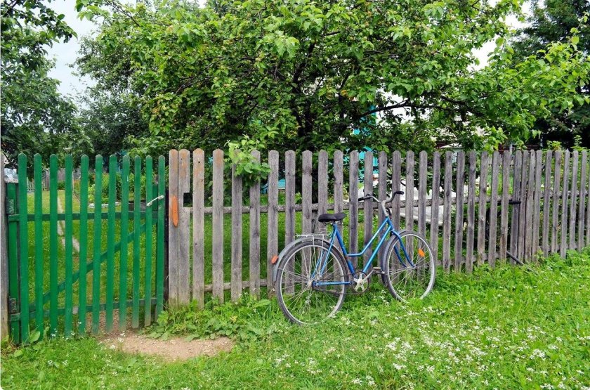 Старый забор