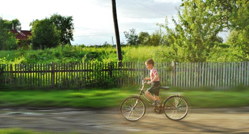Велосипед в деревне