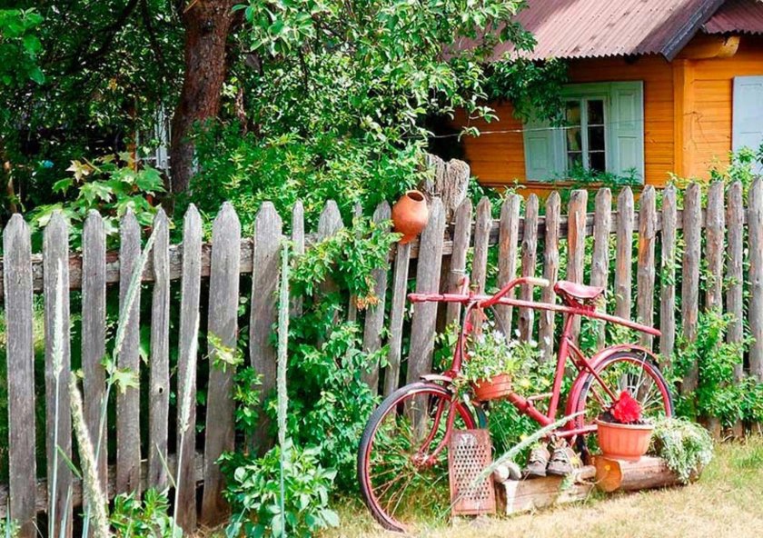 Деревня забор плетень двор