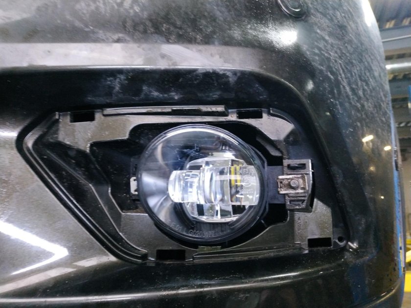 Лампа противотуманной фары Ниссан х-Трейл т31