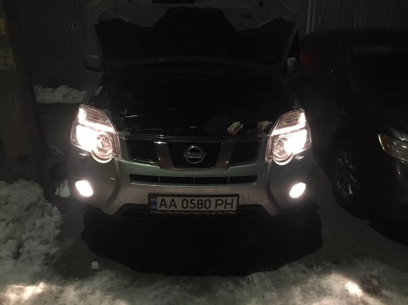 Противотуманные фары Nissan x-Trail t31