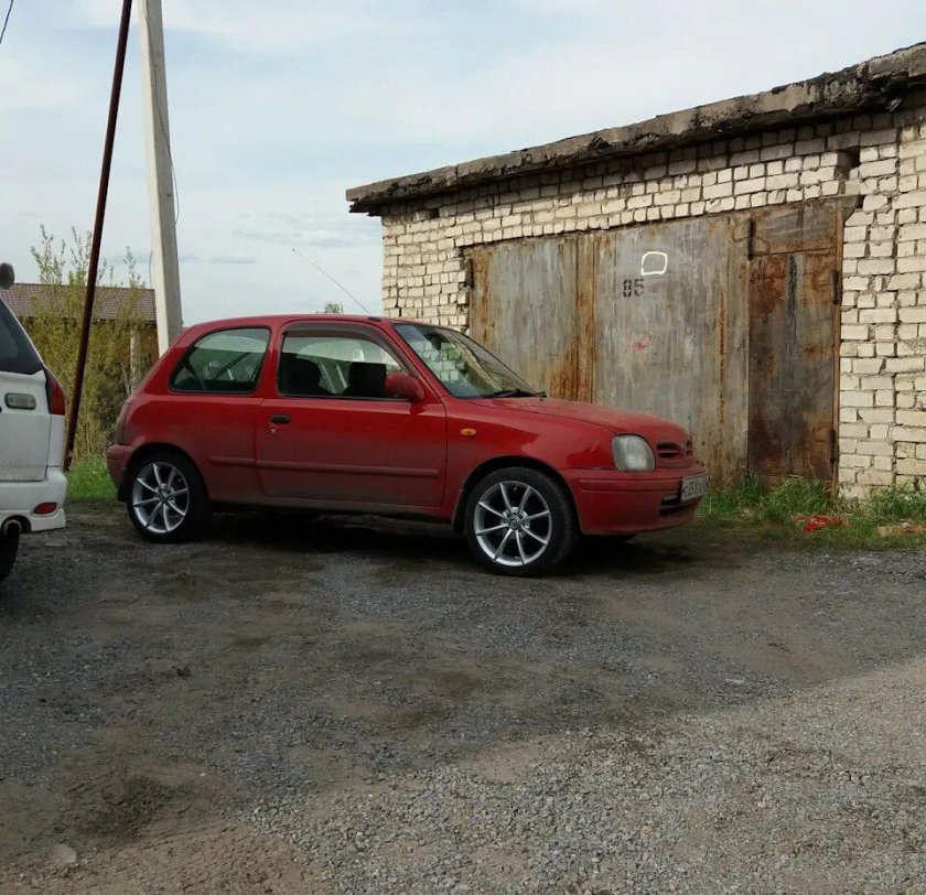 Диски Nissan March k11