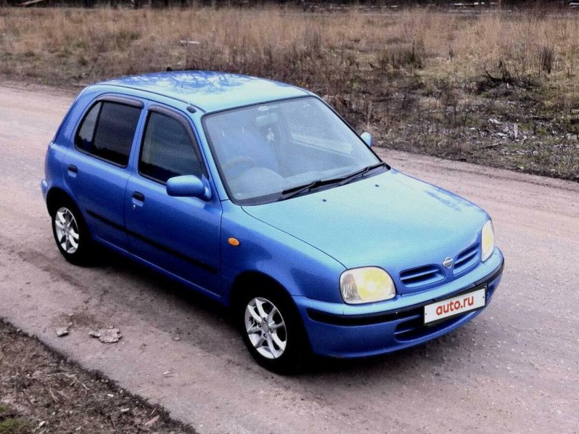 Nissan March II (k11)