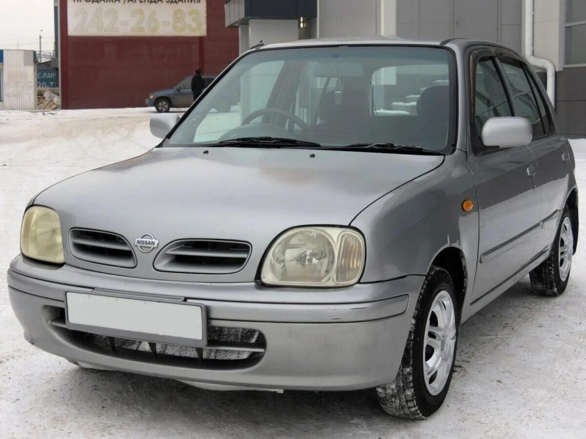 Nissan March II (k11)