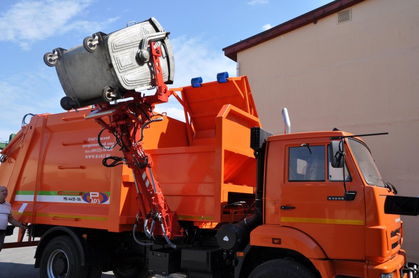Мусоровоз ко-440-6 КАМАЗ