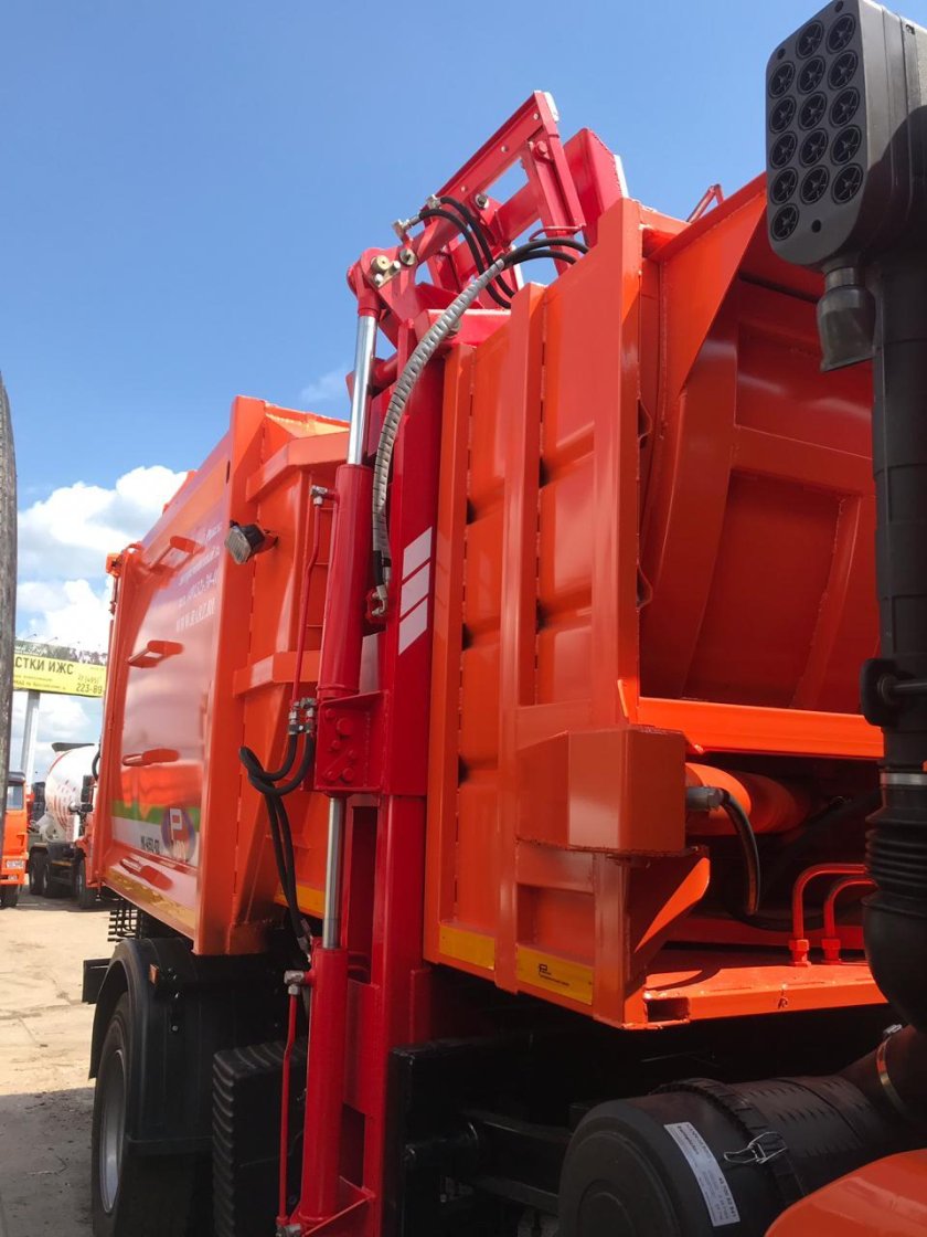 Мусоровоз МК 4552 02