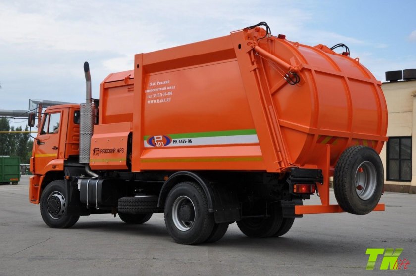 Мусоровоз КАМАЗ 4555 06