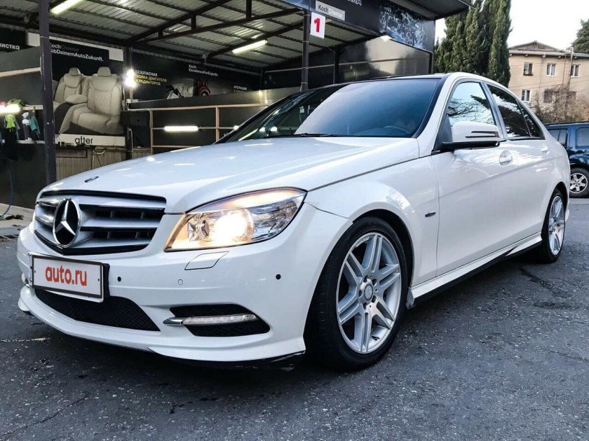 Мерседес с180 BLUEEFFICIENCY 2011