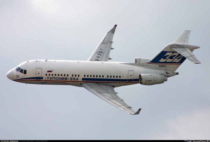 Ту-334 пассажирский самолёт