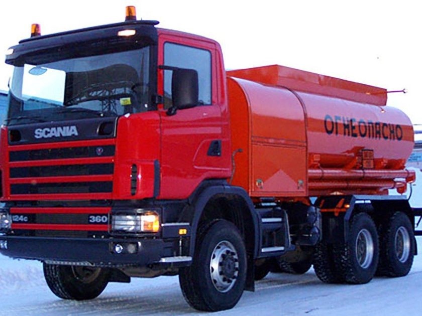 Топливозаправщик Скания 6х6