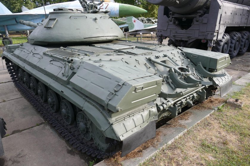 Торсионная подвеска танка ИС 1