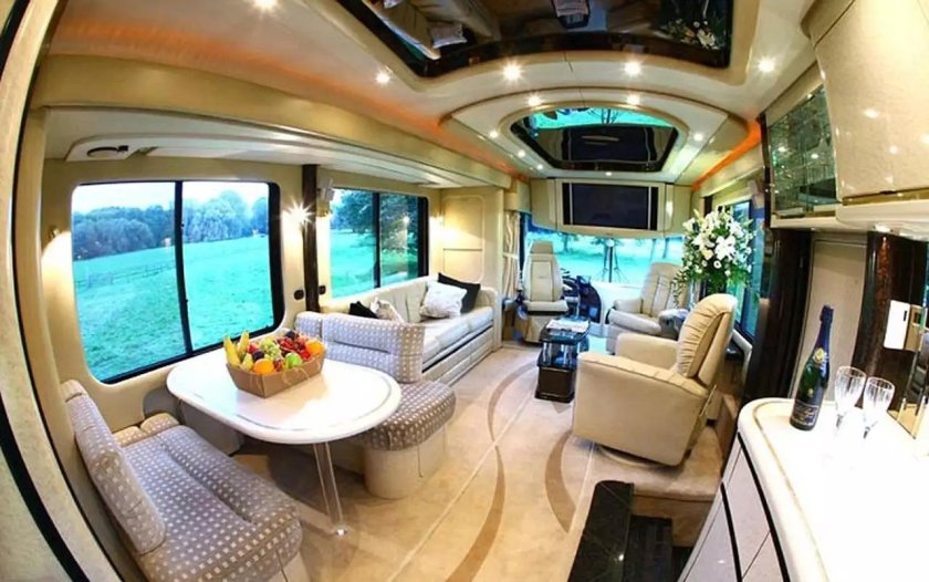 Автодом Volkner mobil Performance Bus