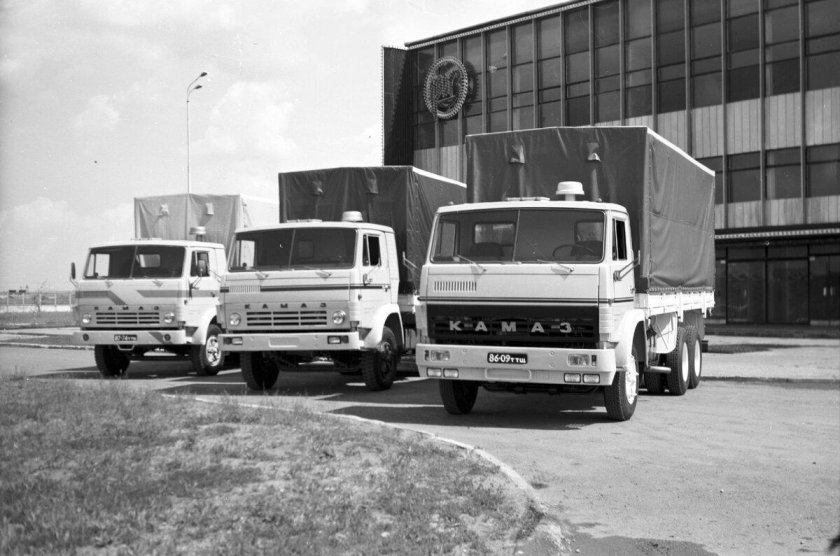 КАМАЗ 53222