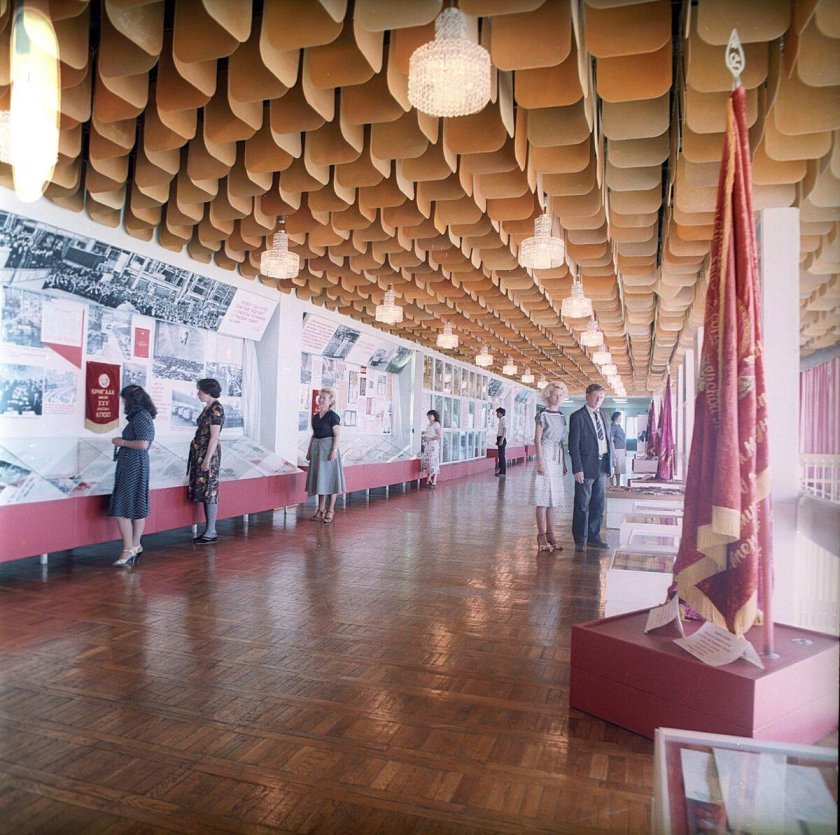 Потолок в музее