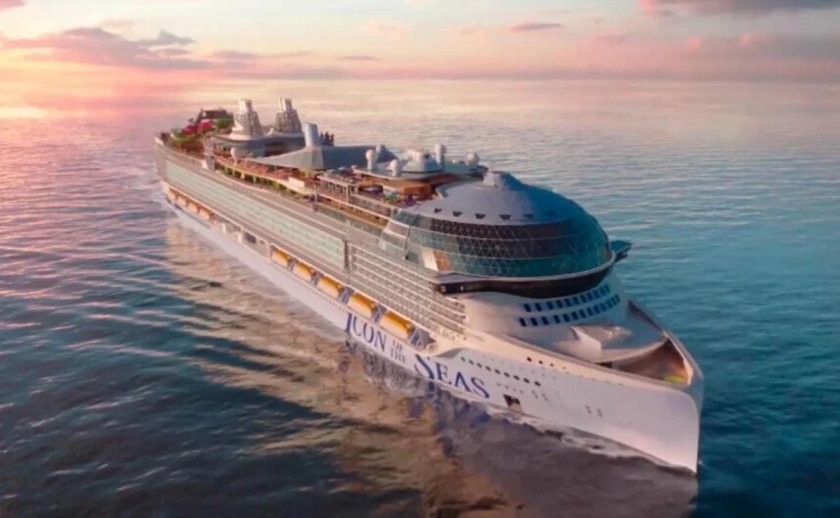 Круизный лайнер icon of the Seas