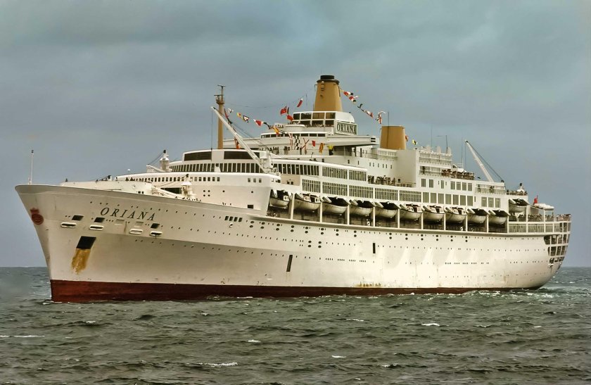 Пассажирский корабль Ориана