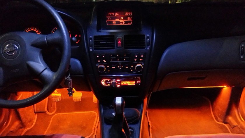 Альмера н16 салон