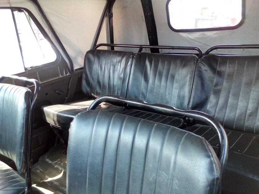 УАЗ-469 Salon