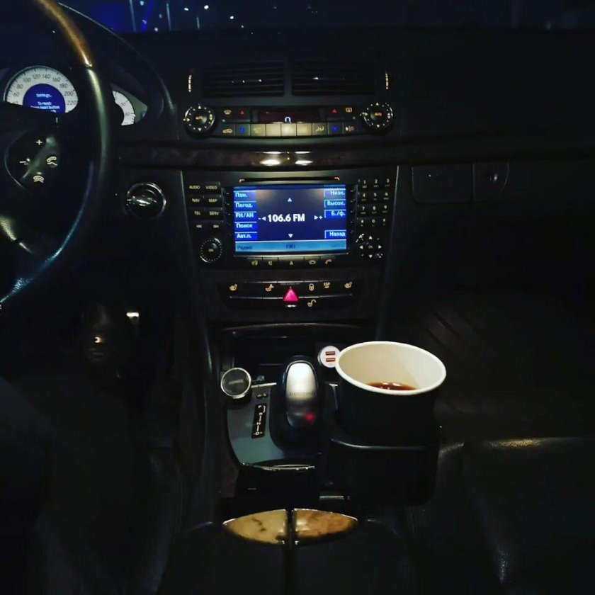 Кофе в мерседесе