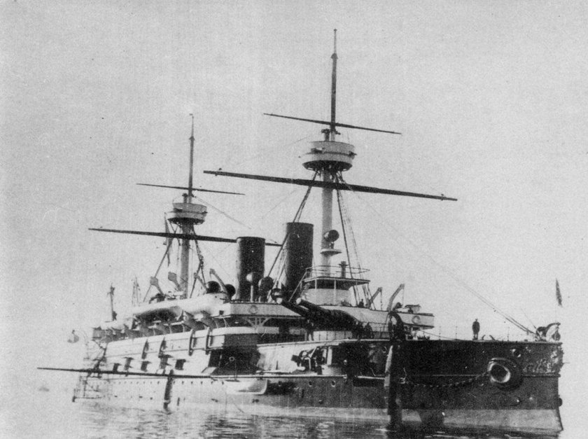 Император Александр II - эскадренный броненосец