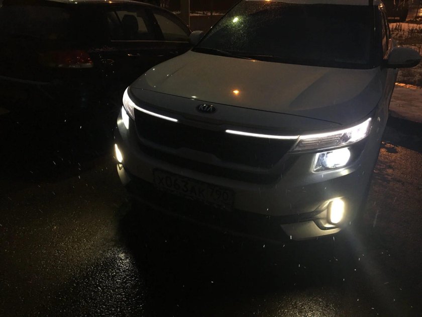 Kia Seltos фары