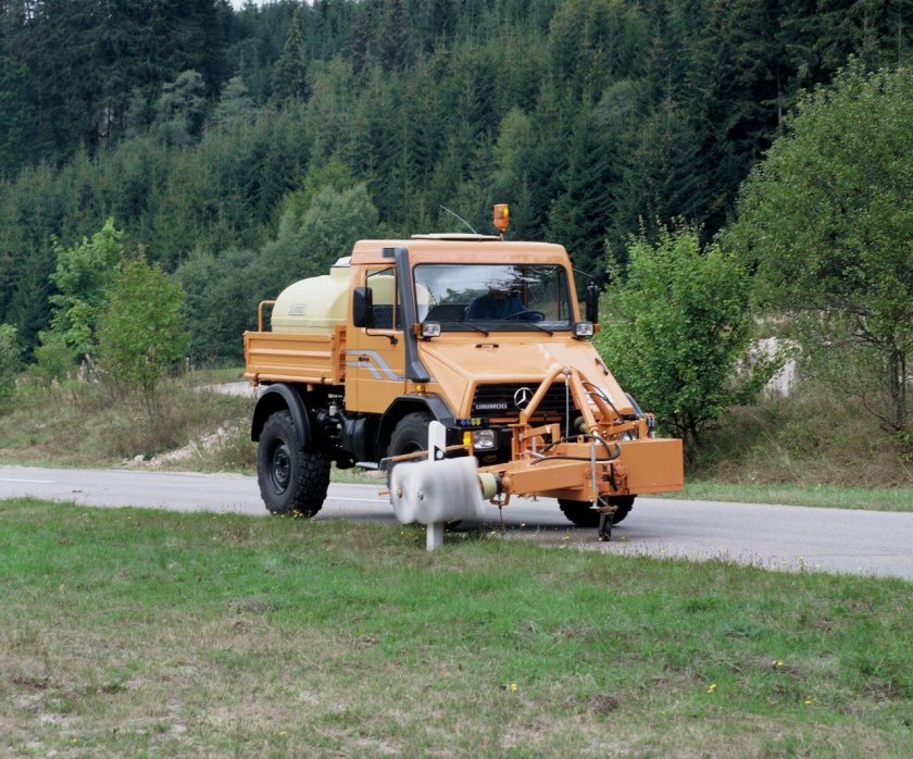 Mercedes Benz Unimog 1980