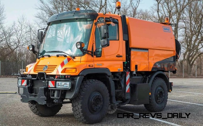 Mercedes-Benz Unimog u400