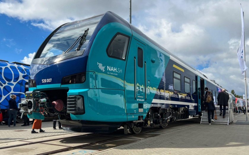 Гибридный поезд