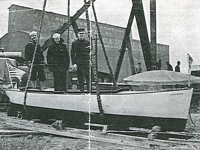 Бетонный катер