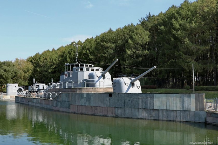 Поклонная гора корабли