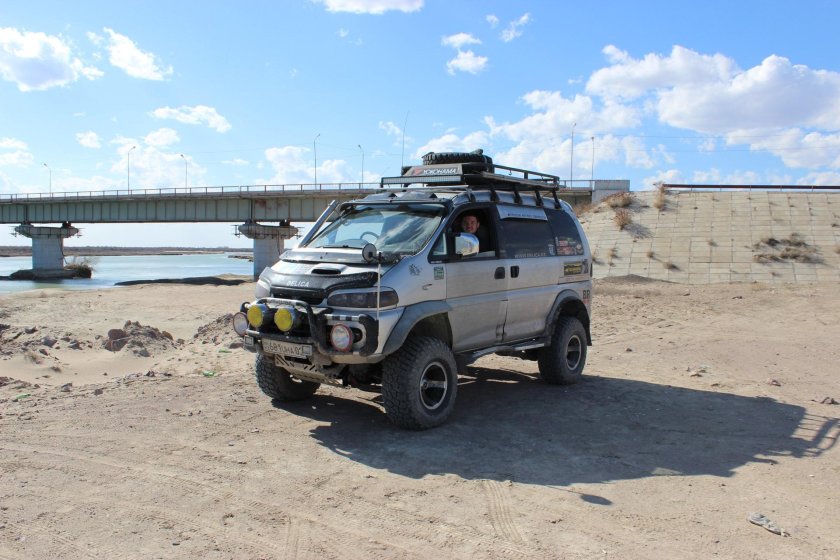 Митсубиси Делика для бездорожья