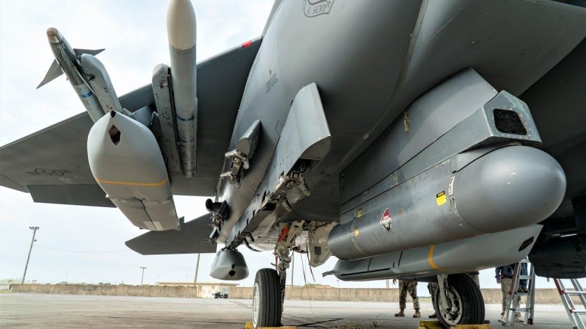 Ракеты AGM-158 JASSM-er