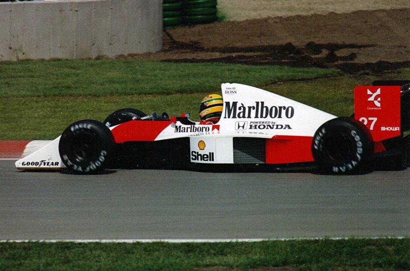 MCLAREN mp4/4 Ayrton Senna