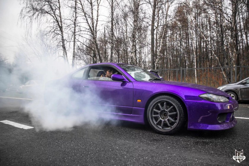 Ниссан Сильвия с 15 фиолетовая