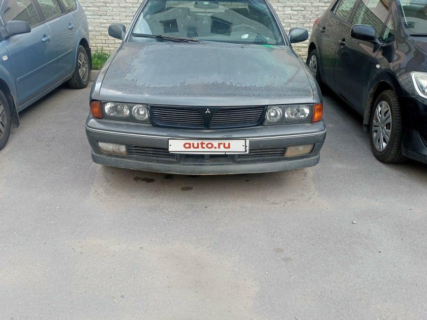 Митсубиси Сигма 1992
