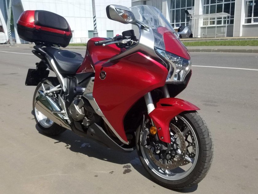 Хонда спорт турист 1200