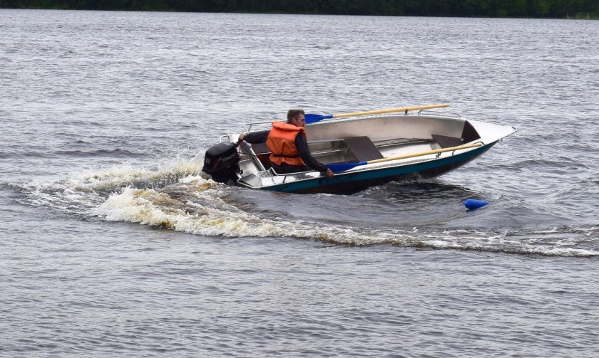 Вельбот 390 New Style