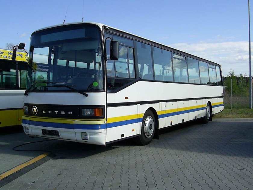 Setra s215