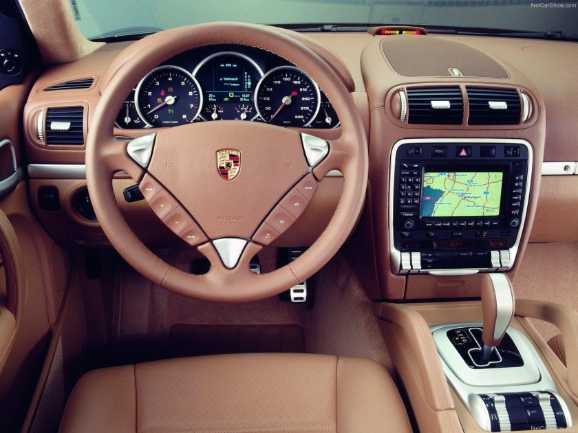 Салон Порше Кайен 955